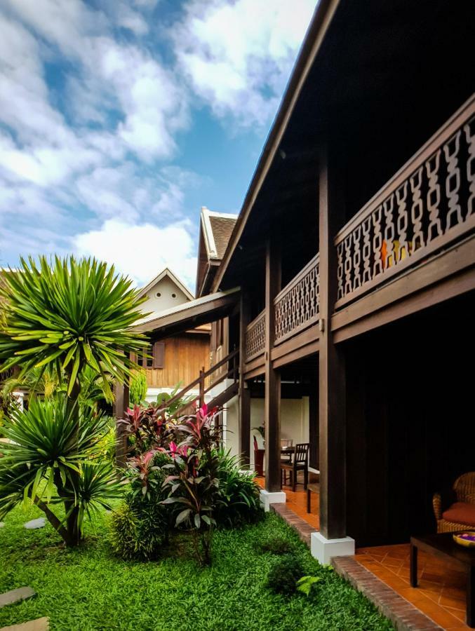Villa Maydou Boutique Hotel Луанґпхабанґ Екстер'єр фото